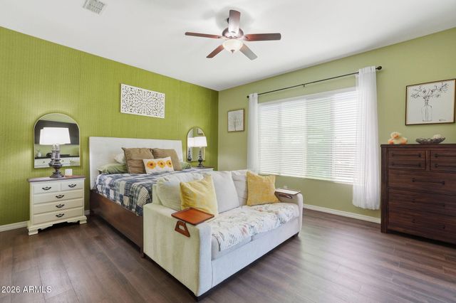 5022 S SETON Avenue, Gilbert, AZ 85298