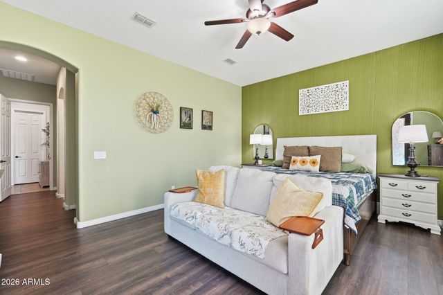 5022 S SETON Avenue, Gilbert, AZ 85298