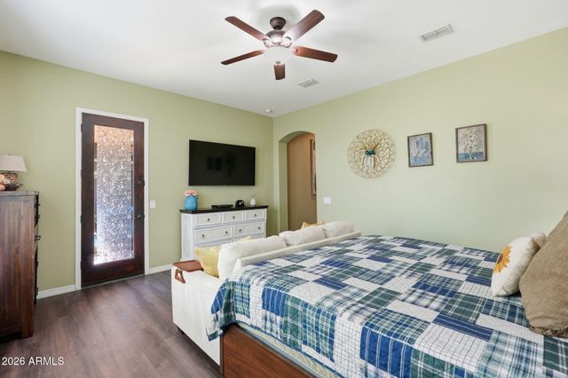 5022 S SETON Avenue, Gilbert, AZ 85298