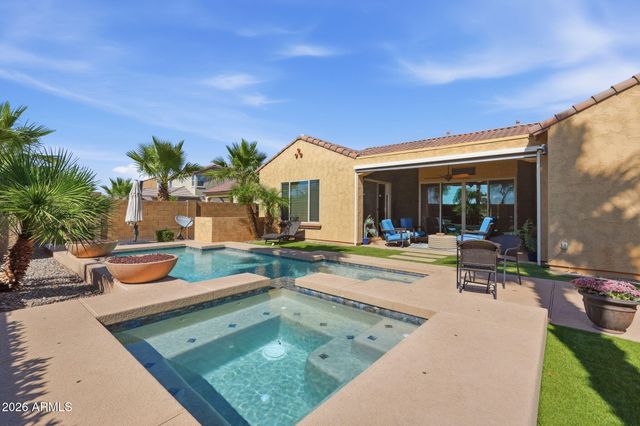 5022 S SETON Avenue, Gilbert, AZ 85298