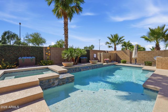 5022 S SETON Avenue, Gilbert, AZ 85298
