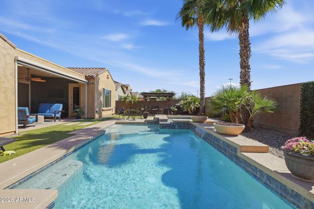 5022 S SETON Avenue, Gilbert, AZ 85298