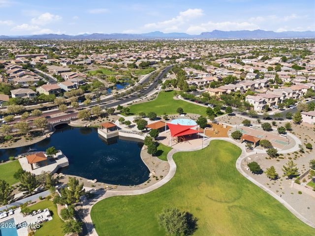 5022 S SETON Avenue, Gilbert, AZ 85298