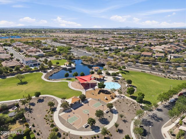 5022 S SETON Avenue, Gilbert, AZ 85298