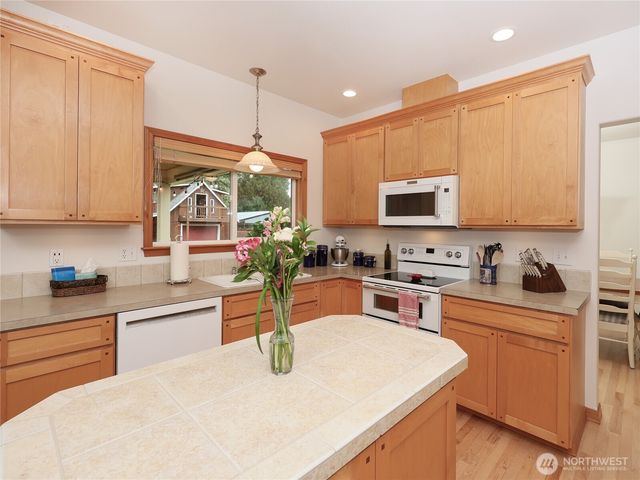 20105 2nd Avenue NW, Arlington, WA 98223