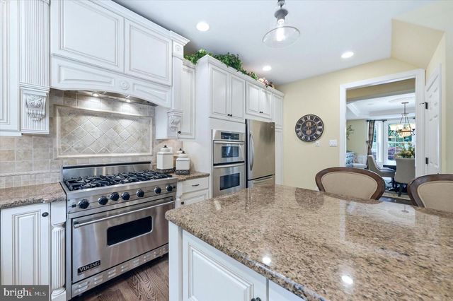 104 BRIGGS LN, Newark, DE 19711