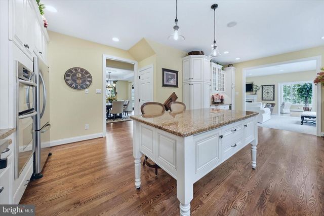 104 BRIGGS LN, Newark, DE 19711