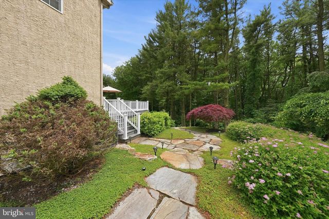 104 BRIGGS LN, Newark, DE 19711
