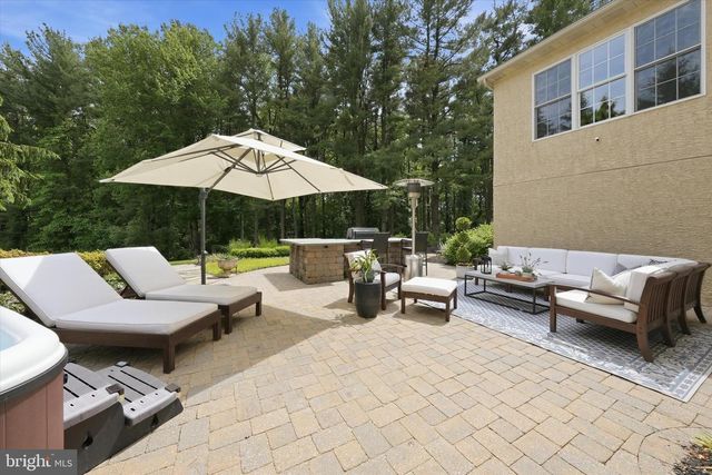 104 BRIGGS LN, Newark, DE 19711