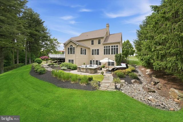 104 BRIGGS LN, Newark, DE 19711