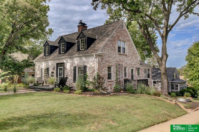 2520 N 56 Street, Omaha, NE 68104
