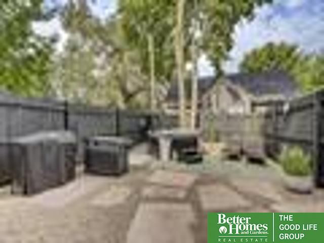 2520 N 56 Street, Omaha, NE 68104
