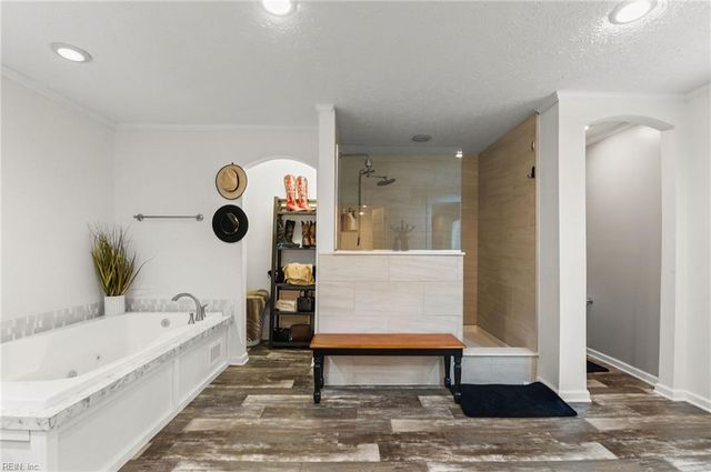 2532 Wild Horse RDG, Chesapeake, VA 23322