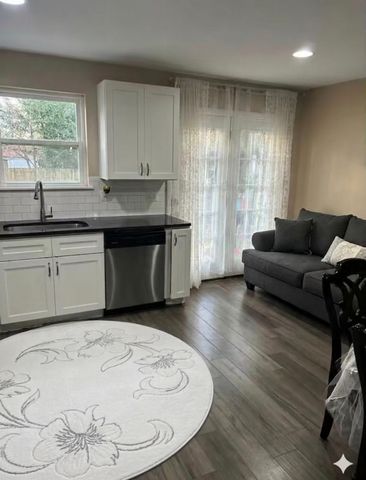 841 Hastings St Apt E, Murfreesboro, TN 37130