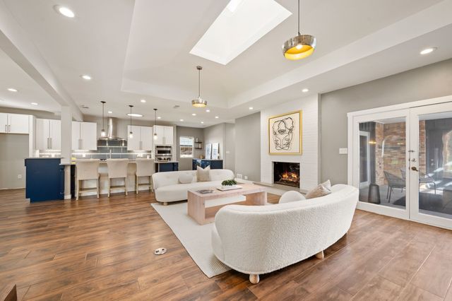 7221 Fernmeadow Drive, Dallas, TX 75248