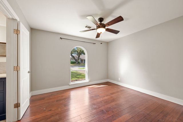 7221 Fernmeadow Drive, Dallas, TX 75248