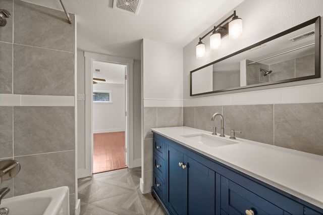 7221 Fernmeadow Drive, Dallas, TX 75248