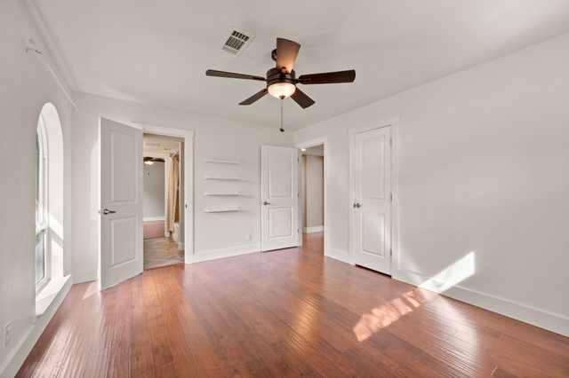 7221 Fernmeadow Drive, Dallas, TX 75248