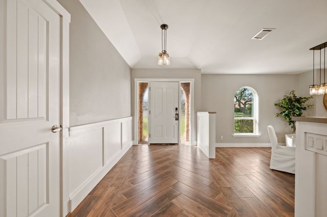 7221 Fernmeadow Drive, Dallas, TX 75248