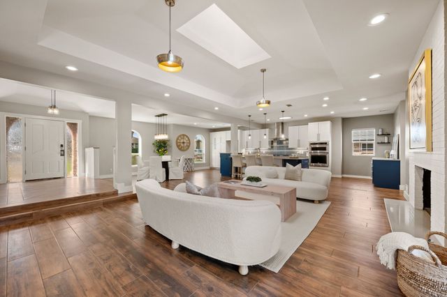 7221 Fernmeadow Drive, Dallas, TX 75248