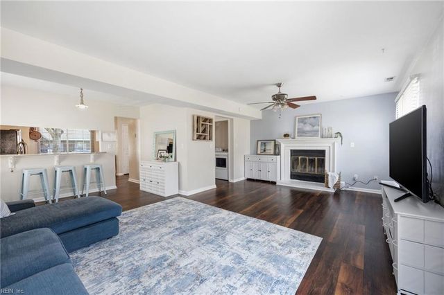 2156 Fort Belvoir DR, Virginia Beach, VA 23464