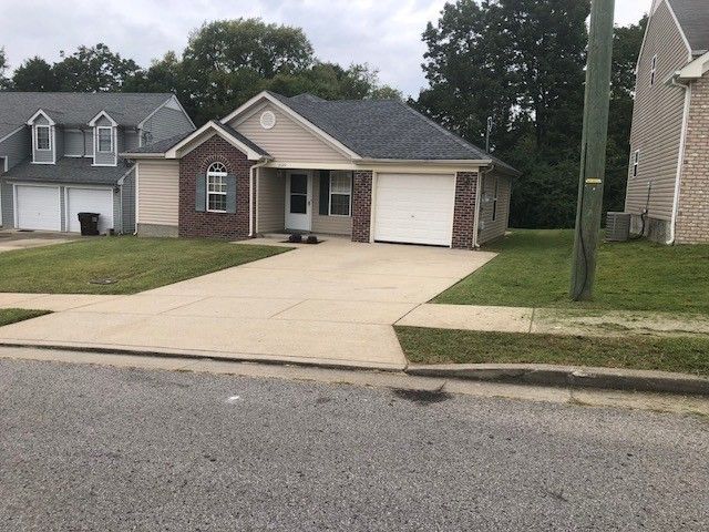 2120 Candlebrook Ct, Madison, TN 37115