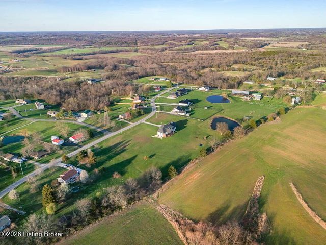 157 Tindale Dr, Taylorsville, KY 40071