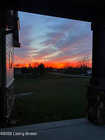 157 Tindale Dr, Taylorsville, KY 40071