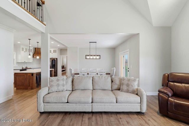 157 Tindale Dr, Taylorsville, KY 40071