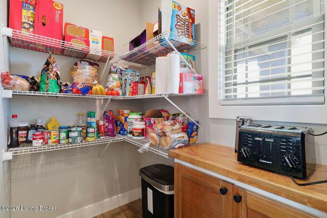 157 Tindale Dr, Taylorsville, KY 40071