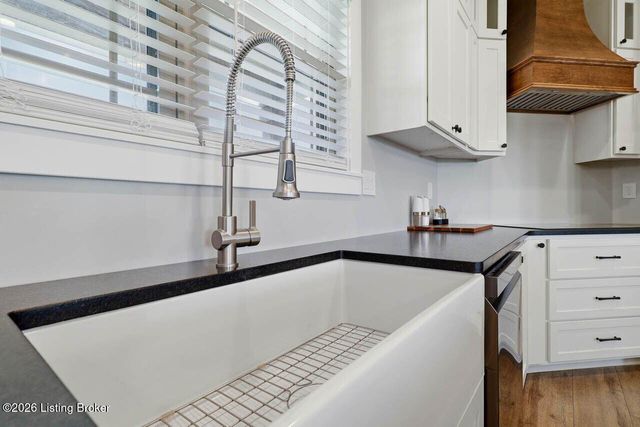 157 Tindale Dr, Taylorsville, KY 40071