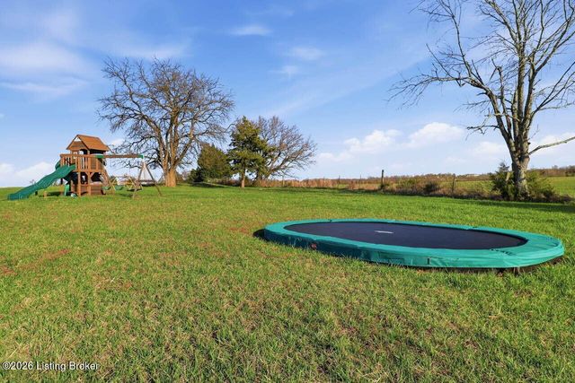 157 Tindale Dr, Taylorsville, KY 40071