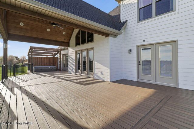 157 Tindale Dr, Taylorsville, KY 40071