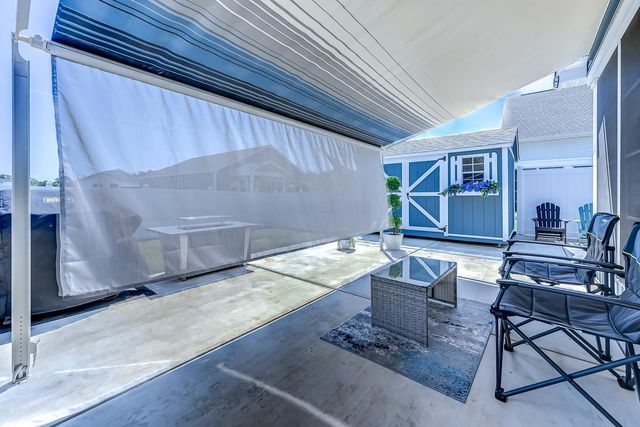 405 Heathside St., Murrells Inlet, SC 29576