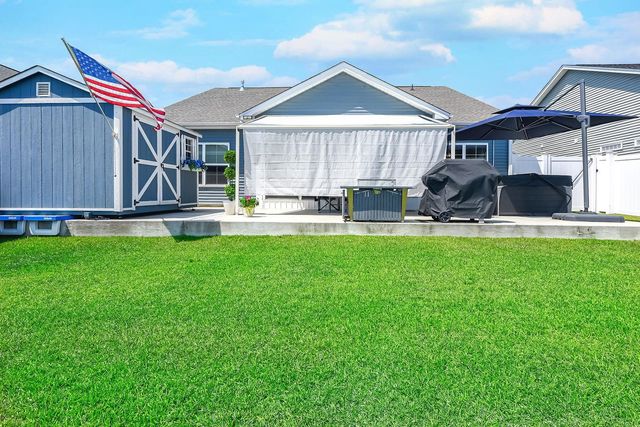 405 Heathside St., Murrells Inlet, SC 29576
