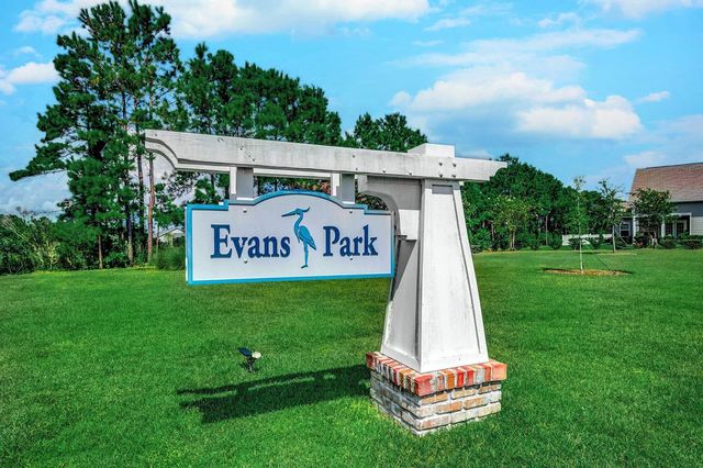 405 Heathside St., Murrells Inlet, SC 29576