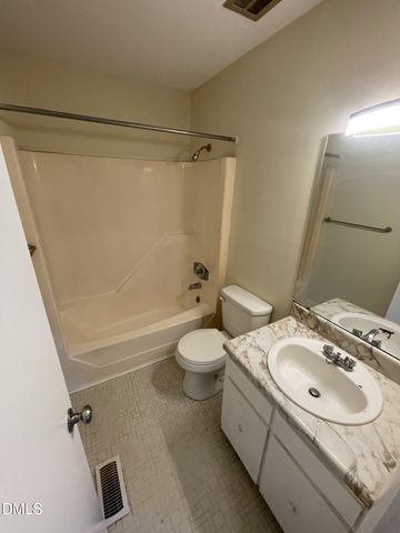 120 Byrum Street 11, Raleigh, NC 27511