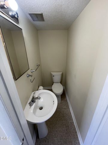 120 Byrum Street 11, Raleigh, NC 27511