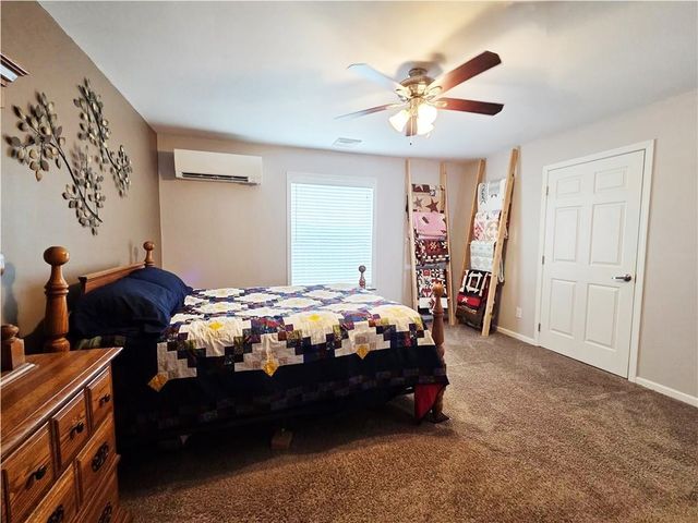 418 Rezen Road, Middlefield, NY 13450