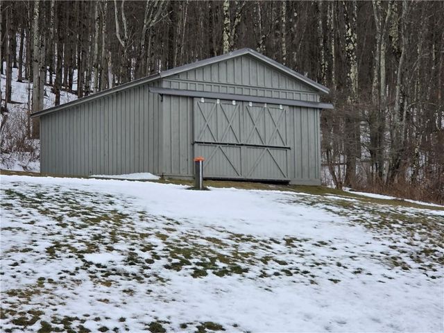 418 Rezen Road, Middlefield, NY 13450