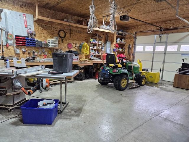 418 Rezen Road, Middlefield, NY 13450