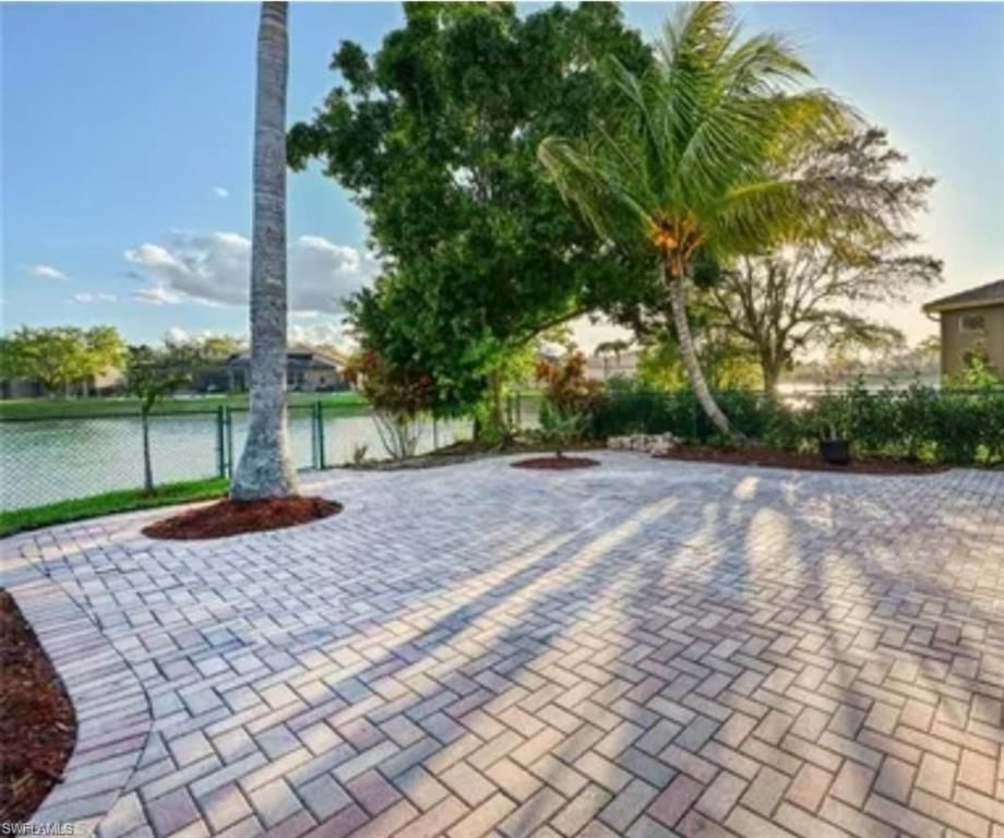 1028 Port Orange CT, NAPLES, FL 34120 — photo 3