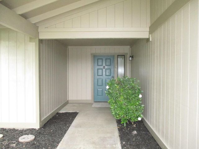 7145 Blue Springs Way, Citrus Heights, CA 95621