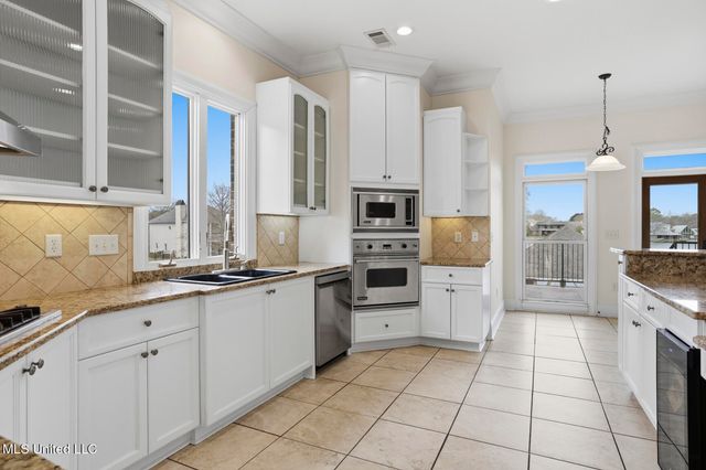 107 Belle Pointe, Madison, MS 39110