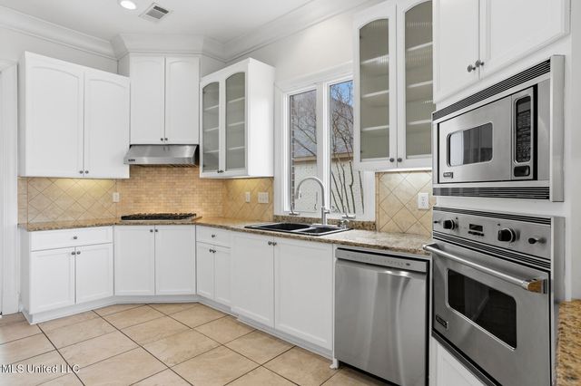 107 Belle Pointe, Madison, MS 39110