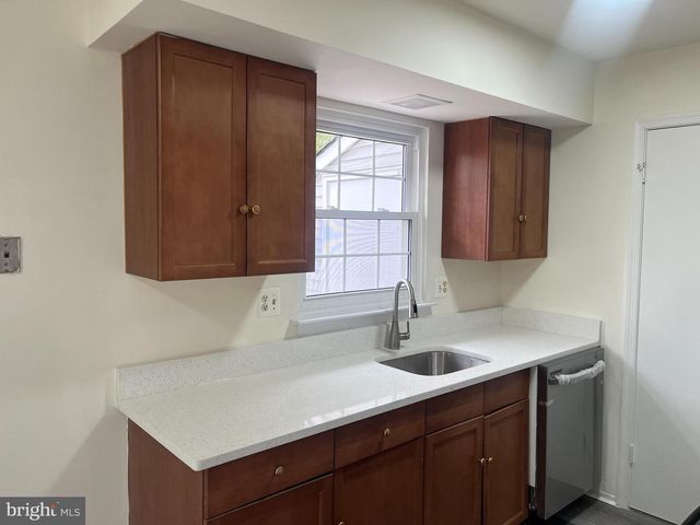 702 BRANDON CIR, Waldorf, MD 20602