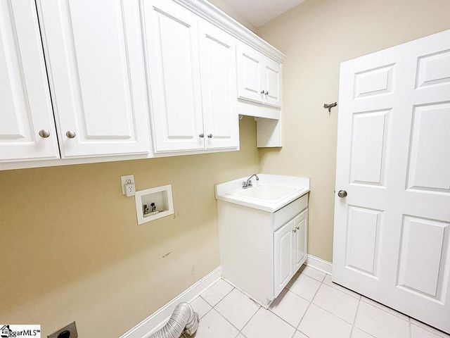 600 Dills Farm Way, Greer, SC 29651