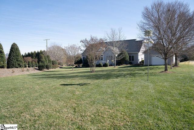 600 Dills Farm Way, Greer, SC 29651