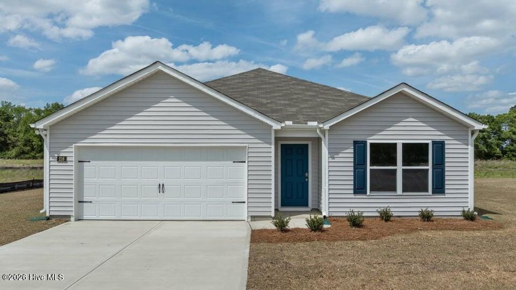 120 Claude Street, La Grange, NC 28551