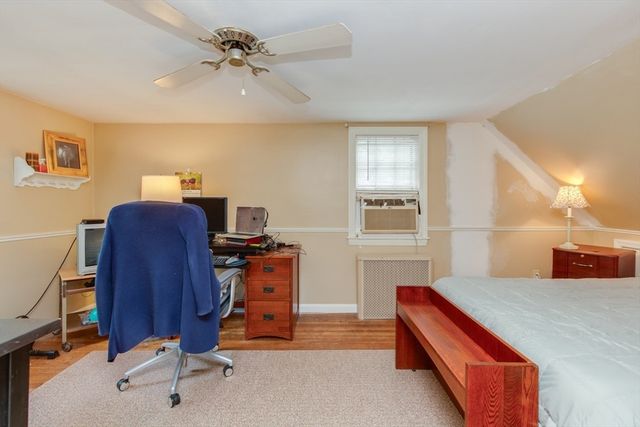 8 Beech St, Chelmsford, MA 01863